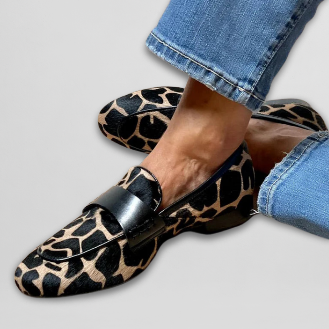 Nina – Loafers med djurmönster