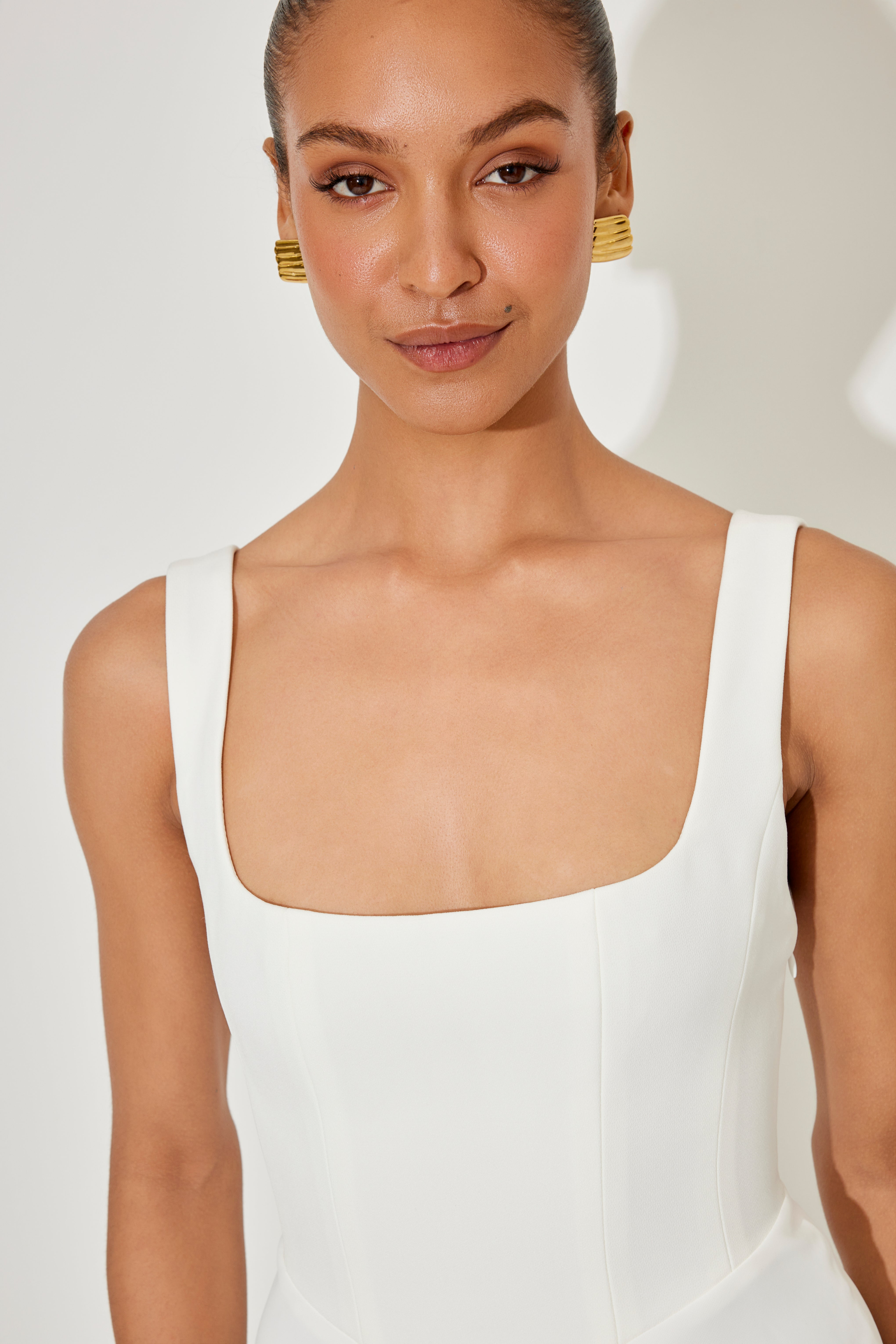 Amelia™ | Tidlös Flowy Midi Klänning